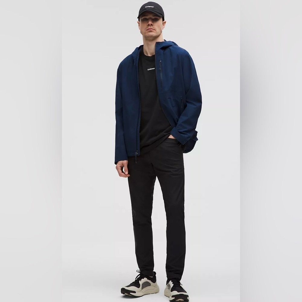 lululemon athletica Men's Navy and Black Casual Pants Outfit size 33x33